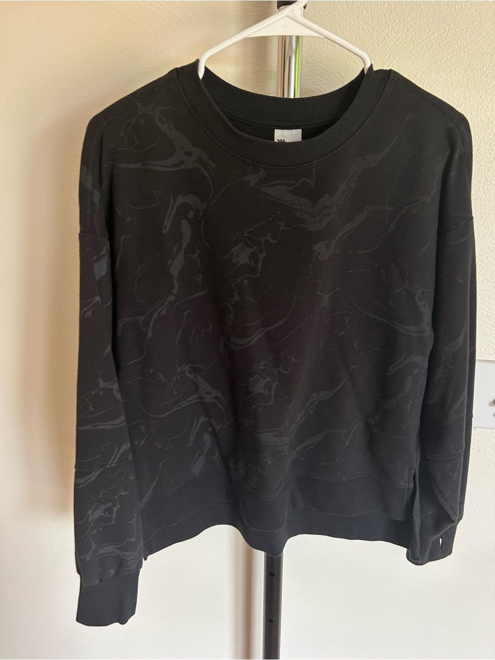 Black Marble-Print Crewneck